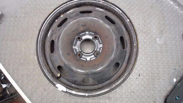 Foto: STAHLFELGE 6X15 ET27 eines Citroen C3 Pluriel 1.4 GL