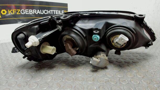 Foto: SCHEINWERFER LINKS ( HALOGEN ) eines Opel Astra 1.6 GL