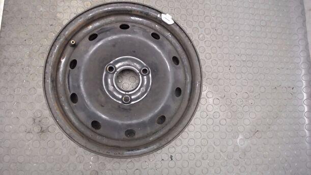 Foto: STAHLFELGE 5X13 ET15 eines Peugeot 106 GL