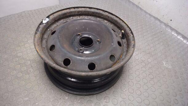 Foto: STAHLFELGE 5X13 ET15 eines Peugeot 106 GL