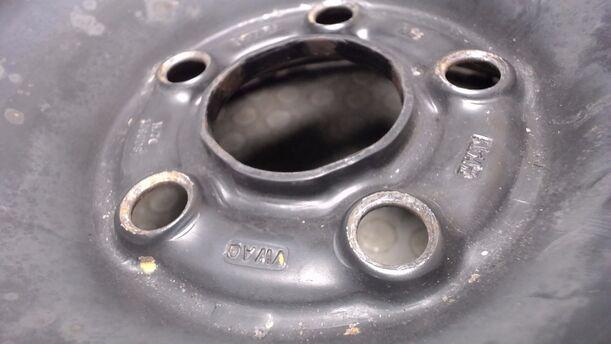 Foto: STAHLFELGE 5X14 ET35 eines VW Polo 1.2 GL