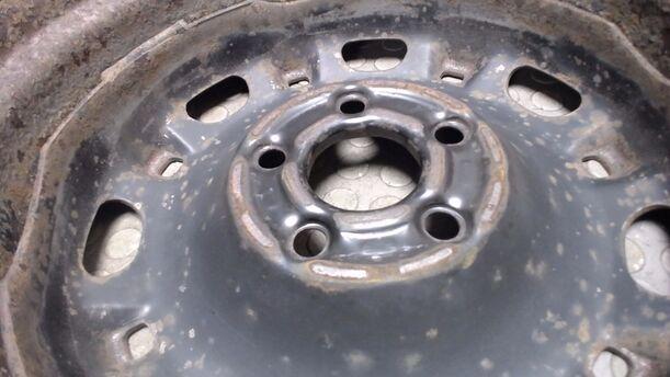 Foto: STAHLFELGE 5X14 ET35 eines VW Polo 1.2 GL