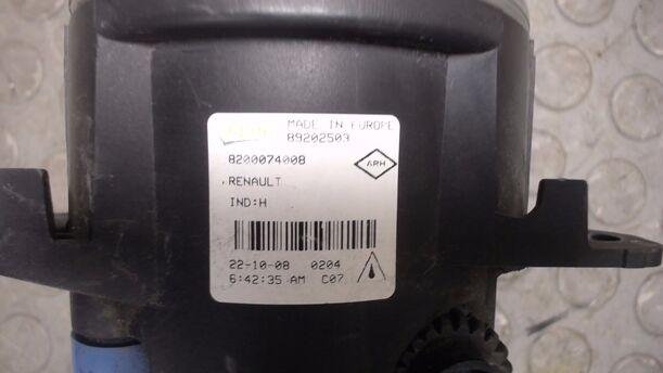 Foto: NEBELSCHEINWERFER RECHTS eines Renault Twingo 1.2 16V Aut. GL