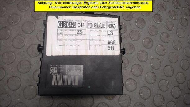 Foto: STEUERGERÄT ZENTRALELEKTRIK / BODY CONTROL eines Renault Twingo 1.2 16V Aut. GL