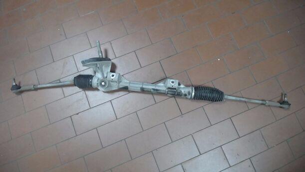 Foto: LENKUNG / LENKGETRIEBE eines Renault Twingo 1.2 16V Aut. GL