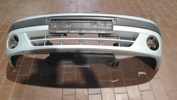 Foto: STOSSSTANGE / STOSSFÄNGER VORNE eines Renault Scenic 1.6