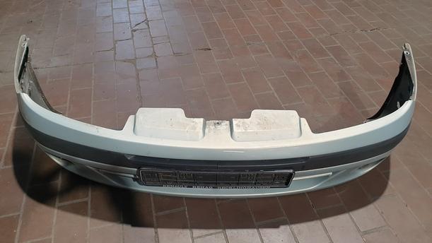 Foto: STOSSSTANGE / STOSSFÄNGER VORNE eines Renault Scenic 1.6