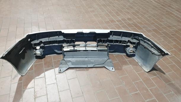 Foto: STOSSSTANGE / STOSSFÄNGER VORNE eines Renault Scenic 1.6