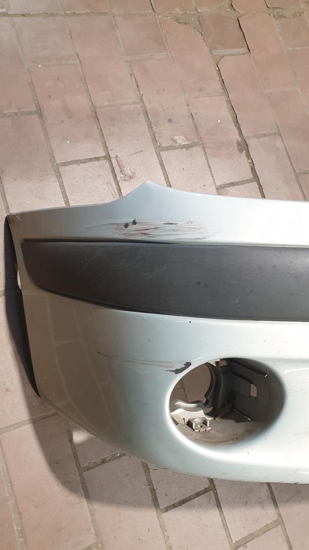 Foto: STOSSSTANGE / STOSSFÄNGER VORNE eines Renault Scenic 1.6