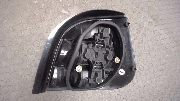 Foto: HECKLEUCHTE LINKS eines Renault Scenic 1.6