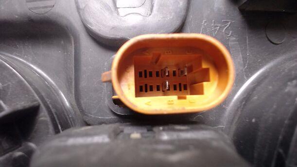 Foto: SCHEINWERFER LINKS eines Renault Scenic 1.6