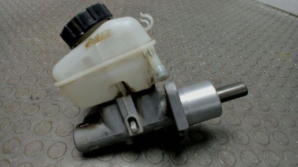 Foto: HAUPTBREMSZYLINDER eines Opel Astra 1.6