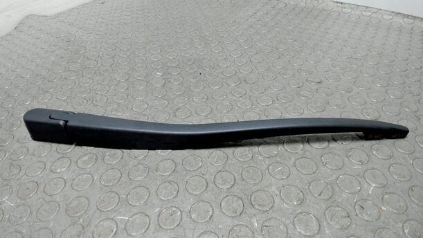 Foto: SCHEIBENWISCHERARM HINTEN eines Opel Astra 1.6