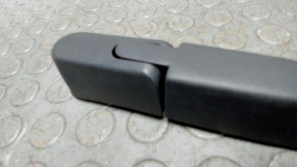 Foto: SCHEIBENWISCHERARM HINTEN eines Opel Astra 1.6