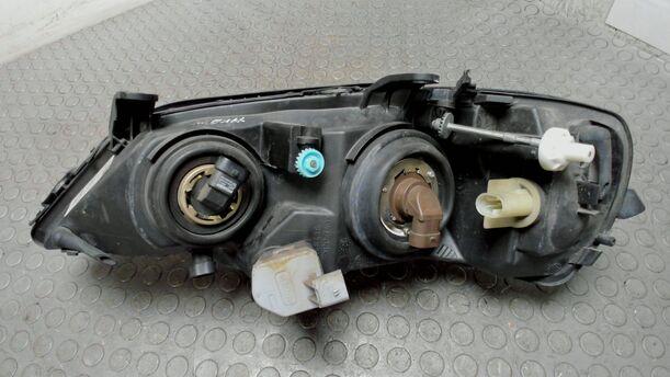 Foto: SCHEINWERFER RECHTS ( HALOGEN ) eines Opel Astra 1.6