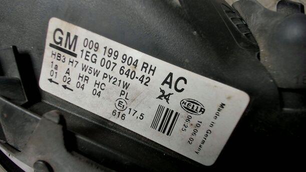 Foto: SCHEINWERFER RECHTS ( HALOGEN ) eines Opel Astra 1.6