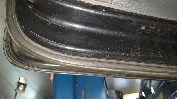 Foto: TÜR HINTEN LINKS eines VW Touran 2.0 TDI