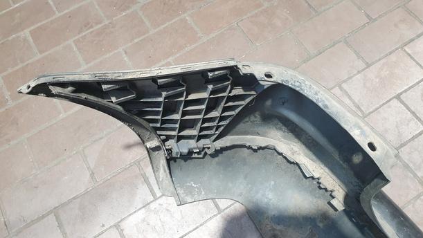 Foto: STOSSFÄNGER/ STOßSTANGE HINTEN eines VW Touran 2.0 TDI