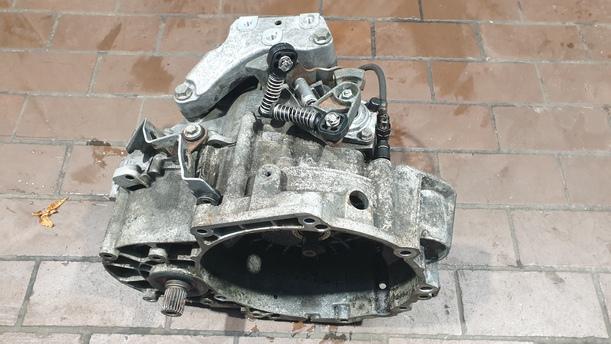 Foto: SCHALTGETRIEBE GNE eines VW Touran 2.0 TDI