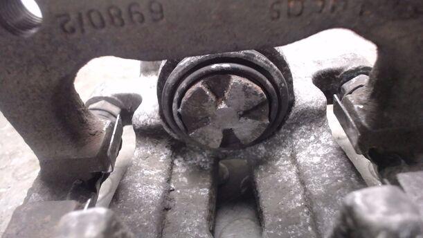 Foto: BREMSSATTEL HINTEN RECHTS ( LUCAS ) eines Renault Scenic 1.6