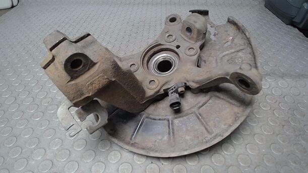 Foto: ACHSSCHENKEL VORN LINKS eines VW Touran 2.0 TDI GL