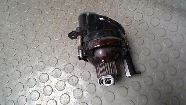Foto: NEBELSCHEINWERFER LINKS ( LINSENLICHT / H11 ) eines VW Touran 2.0 TDI GL