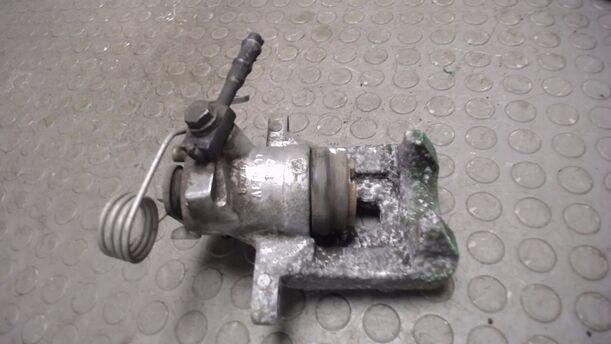 Foto: BREMSSATTEL HINTEN LINKS ( LUCAS ) eines VW Passat Variant 1.9 TDI GL