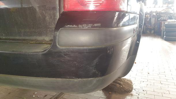 Foto: STOSSSTANGE / STOSSFÄNGER HINTEN eines VW Passat Variant 1.9 TDI GL