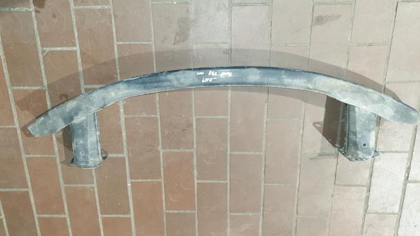 Foto: VERSTÄRKUNG / TRÄGER VORNE eines VW Passat Variant 1.9 TDI GL