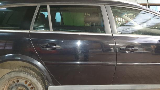 Foto: TÜR HINTEN RECHTS ( CARAVAN ) eines Opel Vectra 1.9 CDTI Caravan
