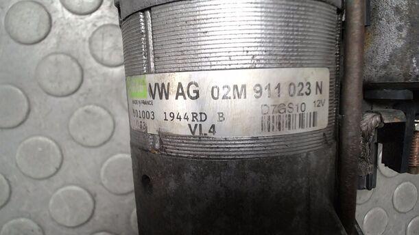 Foto: ANLASSER ( 6 GANG SCHALTGETRIEBE ) eines VW Touran 2.0 TDI