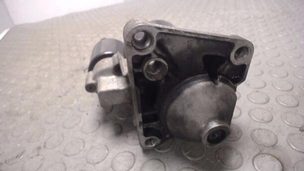 Foto: ANLASSER / STARTER BOSCH eines Renault Espace 2.0