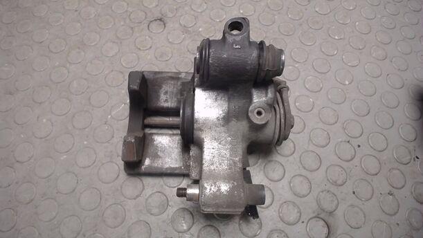 Foto: BREMSSATTEL HINTEN RECHTS eines Renault Espace 2.0