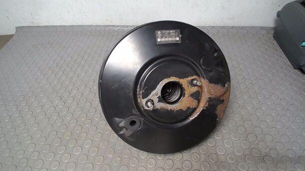 Foto: BREMSKRAFTVERSTÄRKER eines VW Touran 2.0 TDI