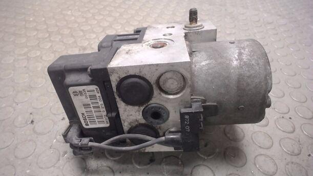 Foto: HAUPTBREMSAGGREGAT ABS eines Renault Espace 2.0