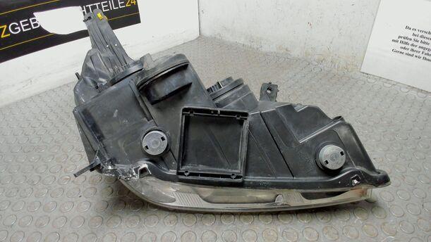 Foto: SCHEINWERFER LINKS ( HALOGEN ) eines Opel Vectra 1.9 CDTI Caravan