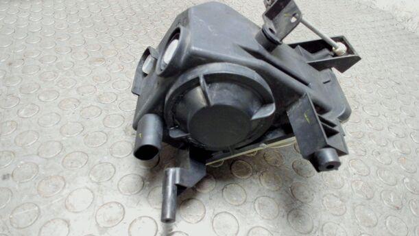 Foto: NEBELSCHEINWERFER LINKS eines Opel Vectra 1.9 CDTI Caravan