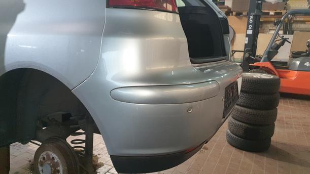 Foto: STOSSFÄNGER / STOSSSTANGE HINTEN eines Seat Ibiza 1.2 12V acenta