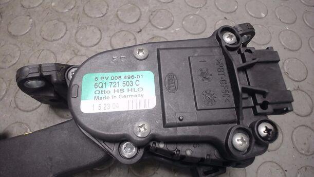 Foto: GASPEDAL eines Seat Ibiza 1.2 12V acenta