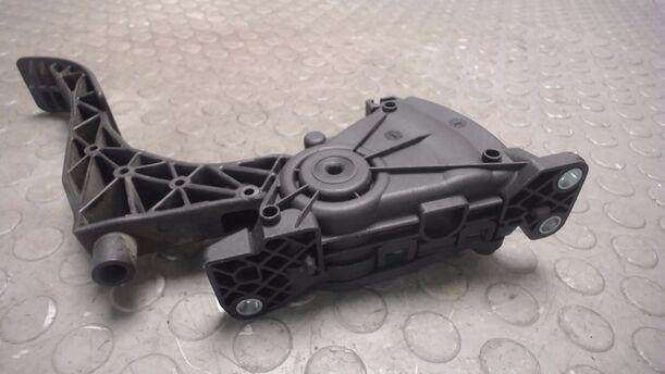 Foto: GASPEDAL eines Seat Ibiza 1.2 12V acenta