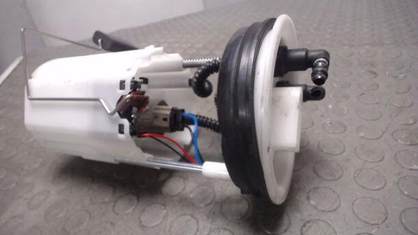 Foto: KRAFTSTOFFPUMPE eines Seat Ibiza 1.2 12V acenta