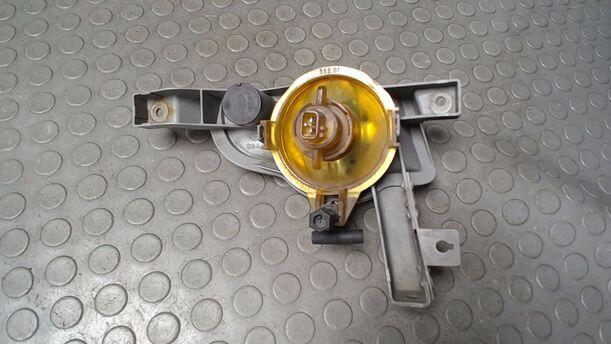 Foto: NEBELSCHEINWERFERR LINKS eines Volvo V40 1.8 acenta
