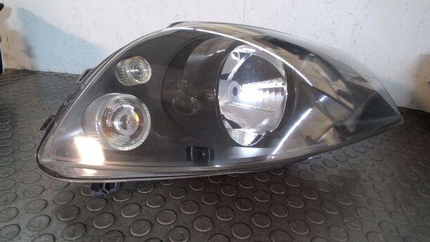 Foto: SCHEINWERFER RECHTS eines Seat Ibiza 1.2 12V acenta