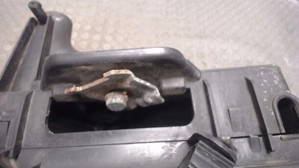 Foto: BATTERIEKASTEN eines Seat Ibiza 1.2 12V