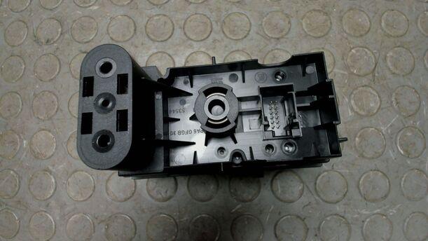 Foto: LICHTSCHALTER eines Opel Vectra 1.9 CDTI Caravan