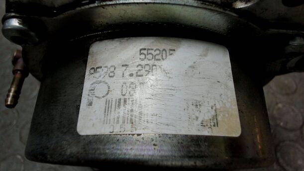 Foto: VAKUUMPUMPE / UNTERDRUCKPUMPE eines Opel Vectra 1.9 CDTI Caravan
