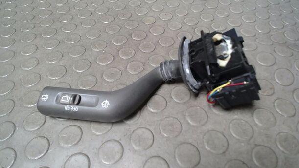 Foto: SCHEIBENWISCHERSCHALTER eines Volvo V40 1.8 SX