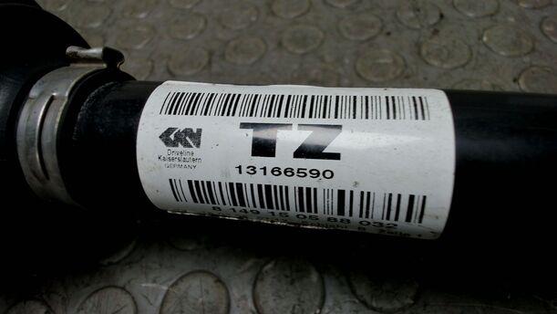 Foto: ANTRIEBSWELLE LINKS eines Opel Vectra 1.9 CDTI Caravan SX