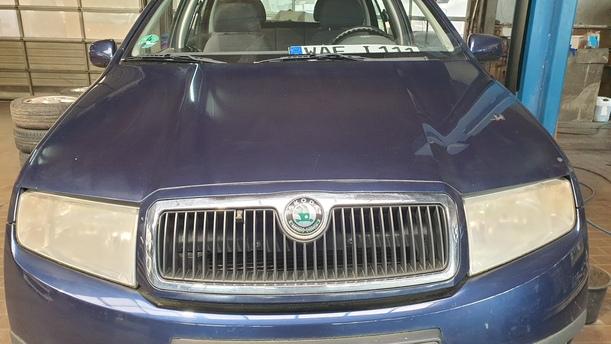 Foto: MOTORHAUBE ( OHNE GRILL ) eines Skoda Fabia 1.4 16V Combi SX
