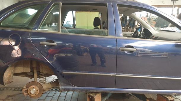 Foto: TÜR HINTEN RECHTS ( KOMBI ) eines Skoda Fabia 1.4 16V Combi SX